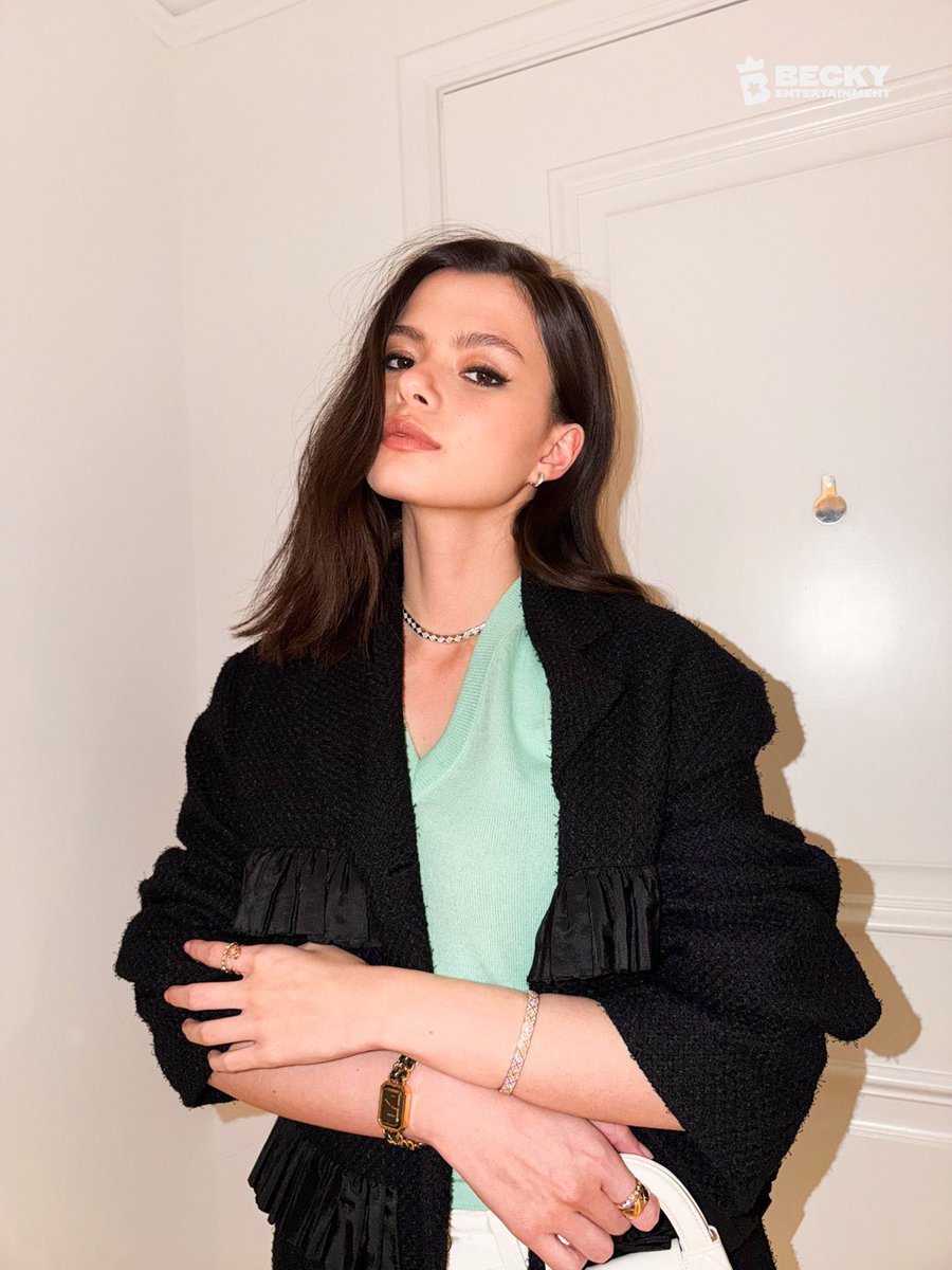 So proud of you my Rebecca.

REBECCA X CHANEL LOS ANGELES
#BeckyxCHANELCocoCrush