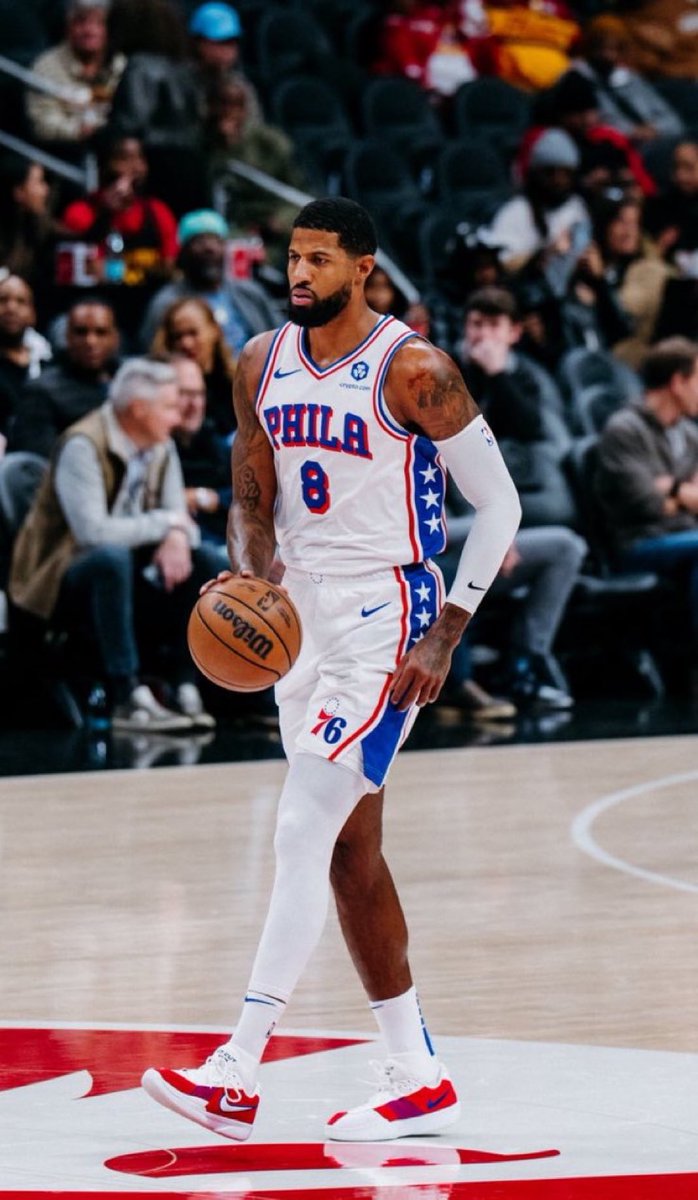 TheHoopCentral's tweet image. Paul George tonight:

23 Points
5 Assists 
4 Rebounds 
2 Steals
1 Block
7/11 FGM
4/8 3PM
+25 +/-
33 Minutes