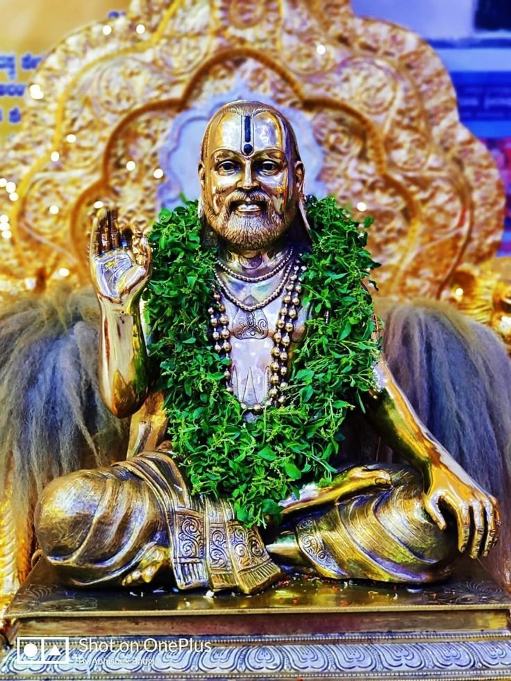 ನಂಬಿಕೆಗಿಂತ ದೊಡ್ಡ ಶಕ್ತಿ ಇನ್ನೊಂದಿಲ್ಲ. ರಾಯರನ್ನು ನಂಬಿ ಸೋತವರಿಲ್ಲ.

🙏🙏🙏🙏

#ಶ್ರೀ_ಗುರುಭ್ಯೋ_ನಮಃ