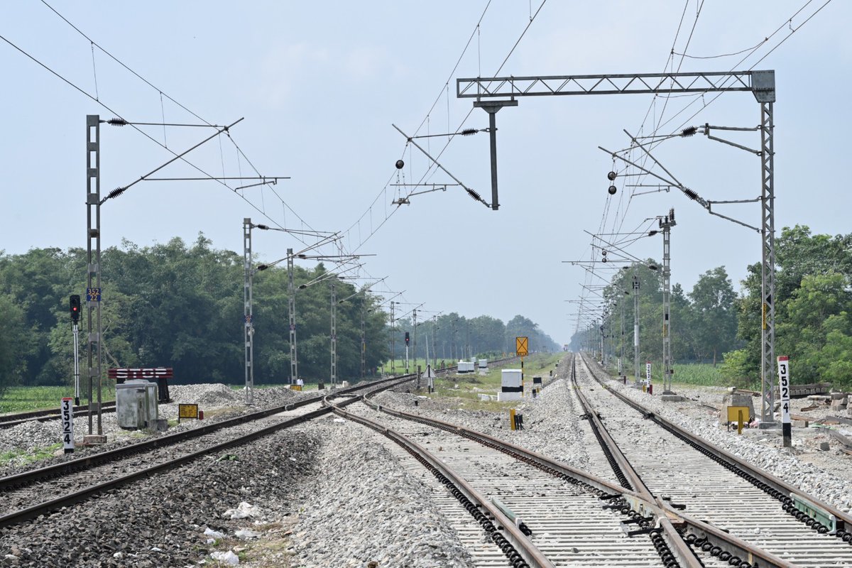 Ministry of Railways tweet media