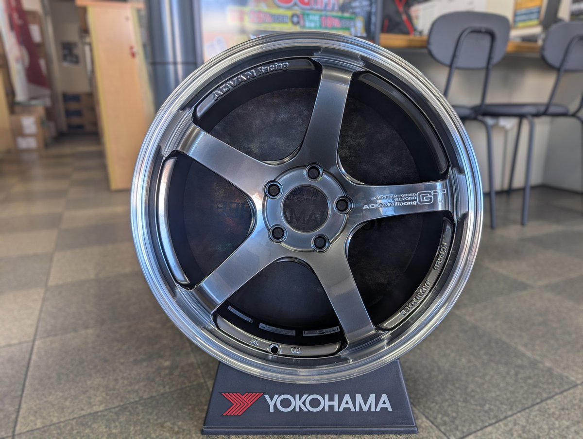 tgfuchu's tweet image. 全国のYアルミファンのみなさん
このWHEELいかがでしょ('◇')ゞ
【ADVAN Racing GT-BEYOND】MPB色

この独特の輝き…そして鍛造…
定番ながら未だに大人気な逸品なのよ！

お問い合わせお待ちしております

#ADVAN #WHEEL #タイヤガーデン #BEYOND