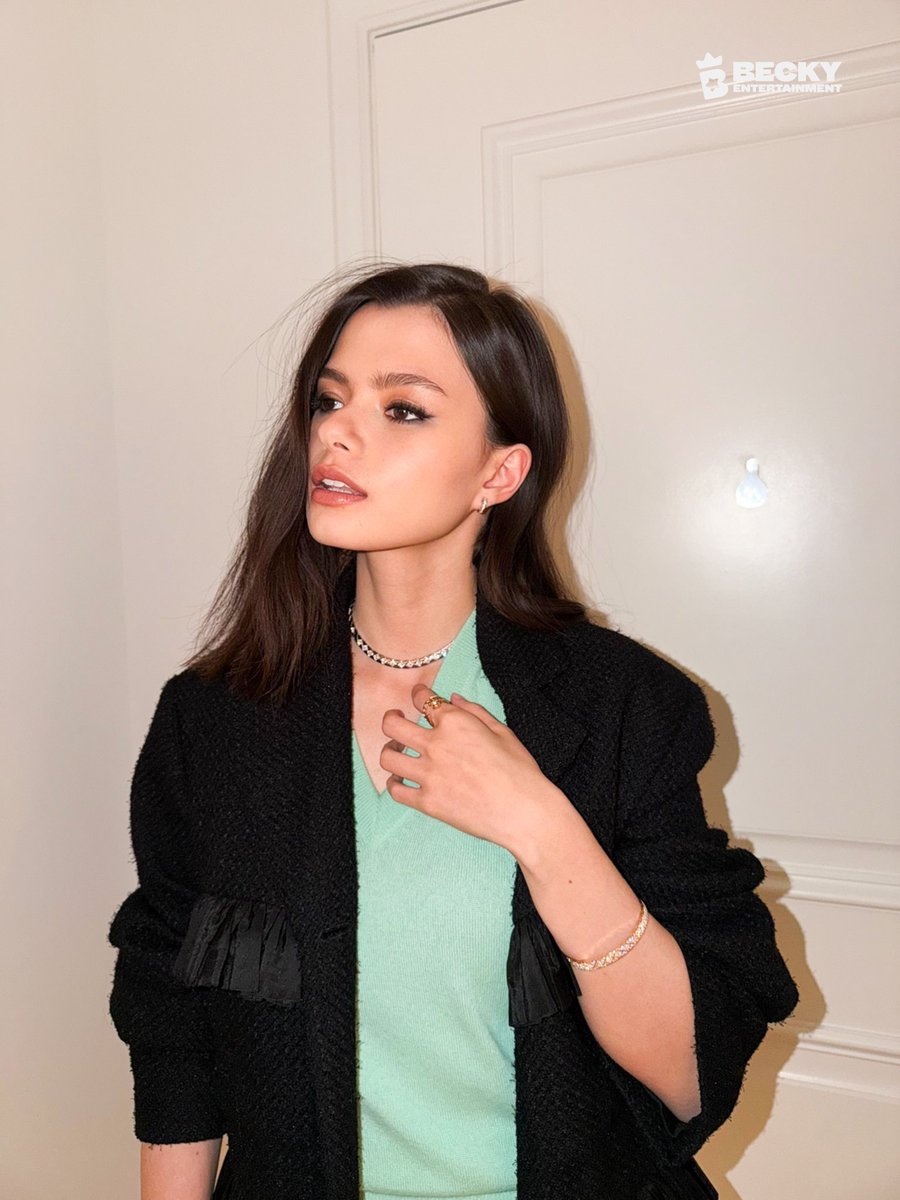 beckyentofc's tweet image. A defining Coco Crush moment in Los Angeles with CHANEL Ambassador Becky Armstrong, highlighting the collection’s enduring elegance.

REBECCA X CHANEL LOS ANGELES
#BeckyxCHANELCocoCrush 
#CocoCrush #CHANELFineJewelry
#beckysangels #BeckyArmstrong
@CHANEL