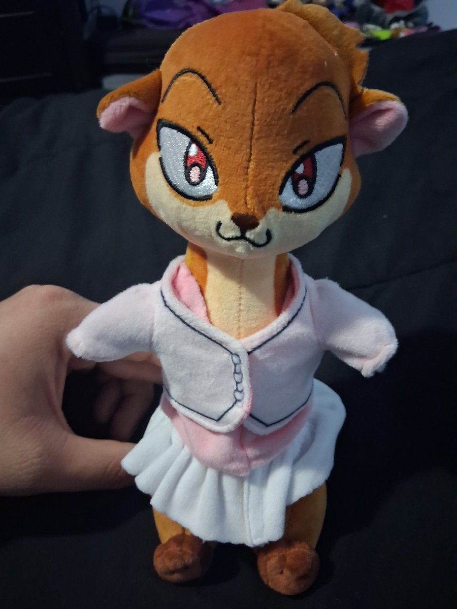 Chanting Fox tweet media