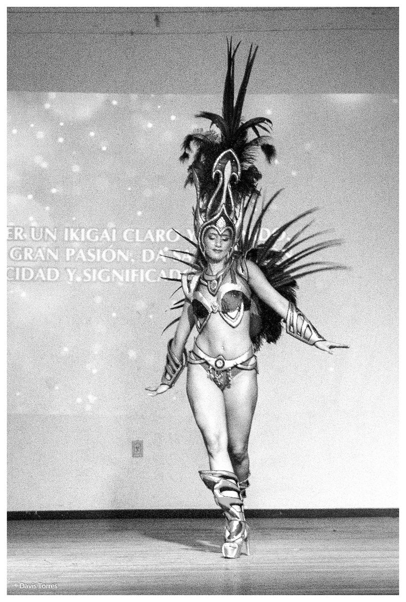 backtrasio's tweet image. algunitas más de la #presentación de #comparsa #arayé  de su #temática 2025 " #palabradivina