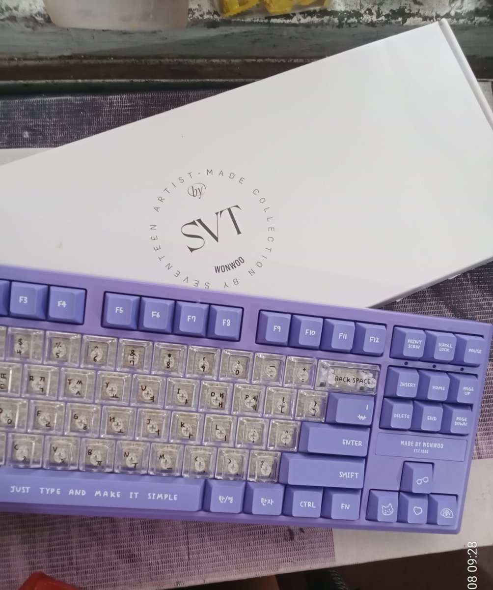 laina_gabreal's tweet image. Got my Wonwoo Love-packed Keyboard today ❤️ Sobrang smooth ng transaction and accommodating ni @numberwonz. Answered all of my questions since I'm a first time buyer. 
#quokkaproofs #kwonsahamnida