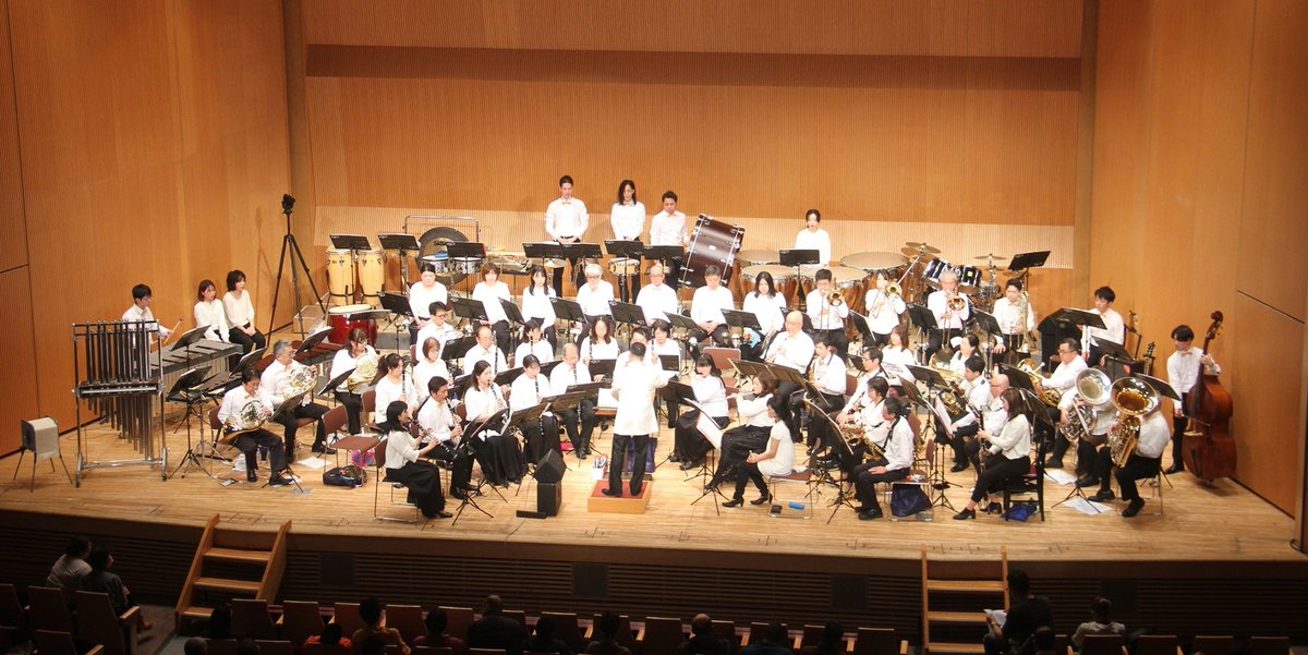 shokubabf's tweet photo. 第13回全国職場バンドフェスティバル
参加団体・演奏曲をご紹介してまいります。 
----------------------- 
NTT西日本大阪吹奏楽団（指揮：堀田茂樹） 
♪ブラボー・ブラス！（星出尚志） 
♪ノートルダムの鐘（A.メンケン）

#職場バンドフェスティバル
#NTT西日本大阪吹奏楽団 https://t.co/jy6zZA12tQ