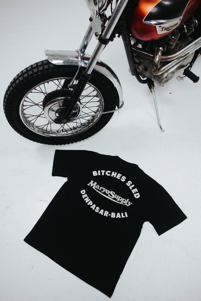 Fresh from the darkness ‼️
Let’s check and see, our material heavy weight cotton with good quality from good drunk people watching, no guarantee, but make you definitely cool‼️

Code : Ts Bs Dps
Price : Rp 325.000

Let’s support your local builder ‼️