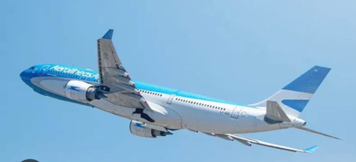 PaoMdeO's tweet image. La política argentina te hizo creer por más de 40 años, que aerolíneas era deficitaria. 
Solo pasaron dos años para hacerla producir y adquirir 18 nuevos aviones, SIN SUBSIDIOS!!! SIN USAR PLATA DE TUS IMPUESTOS.

GRACIAS PRESIDENTE MILEI 🇦🇷🦁🇦🇷