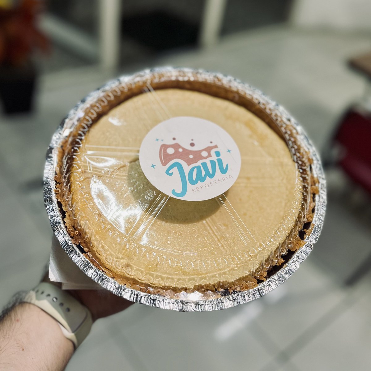 ReposteriaJavi's tweet photo. Empieza este año nuevo 2026 con nuestra variedad de postres, y dale un detalle inolvidable a tu familia.🥳🎉
#FelizAñoNuevo #2026 #Postres #FelizAño https://t.co/H75oG7pFa1