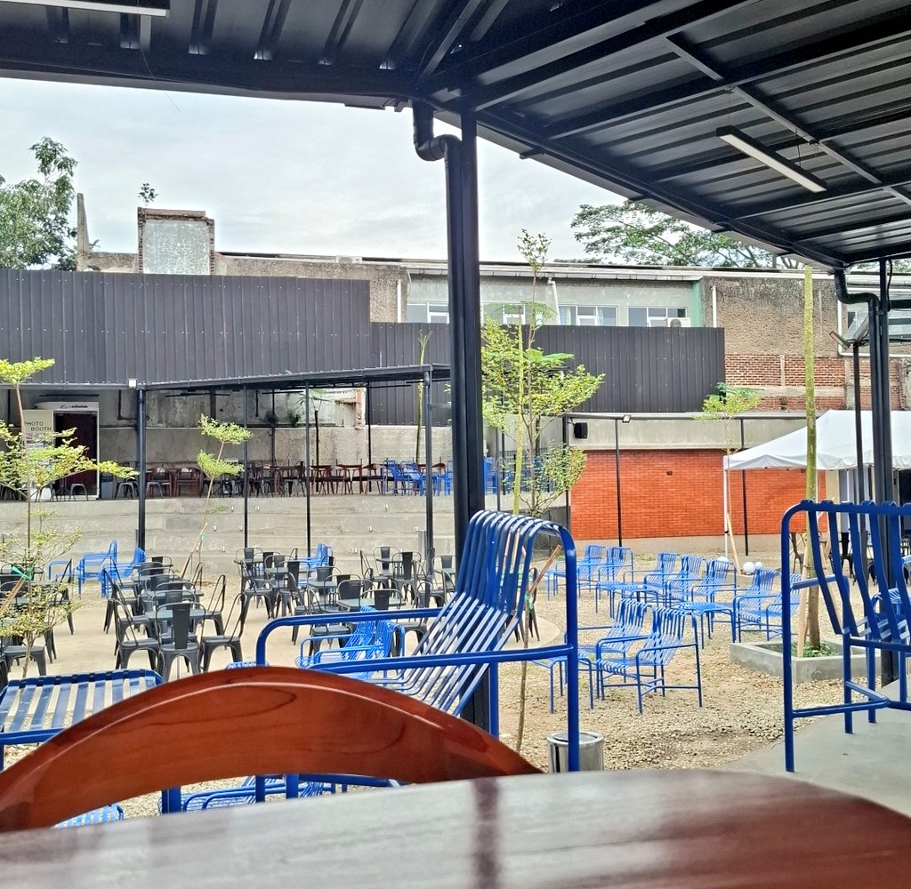 alert022's tweet image. Kiara Artha, anyone?