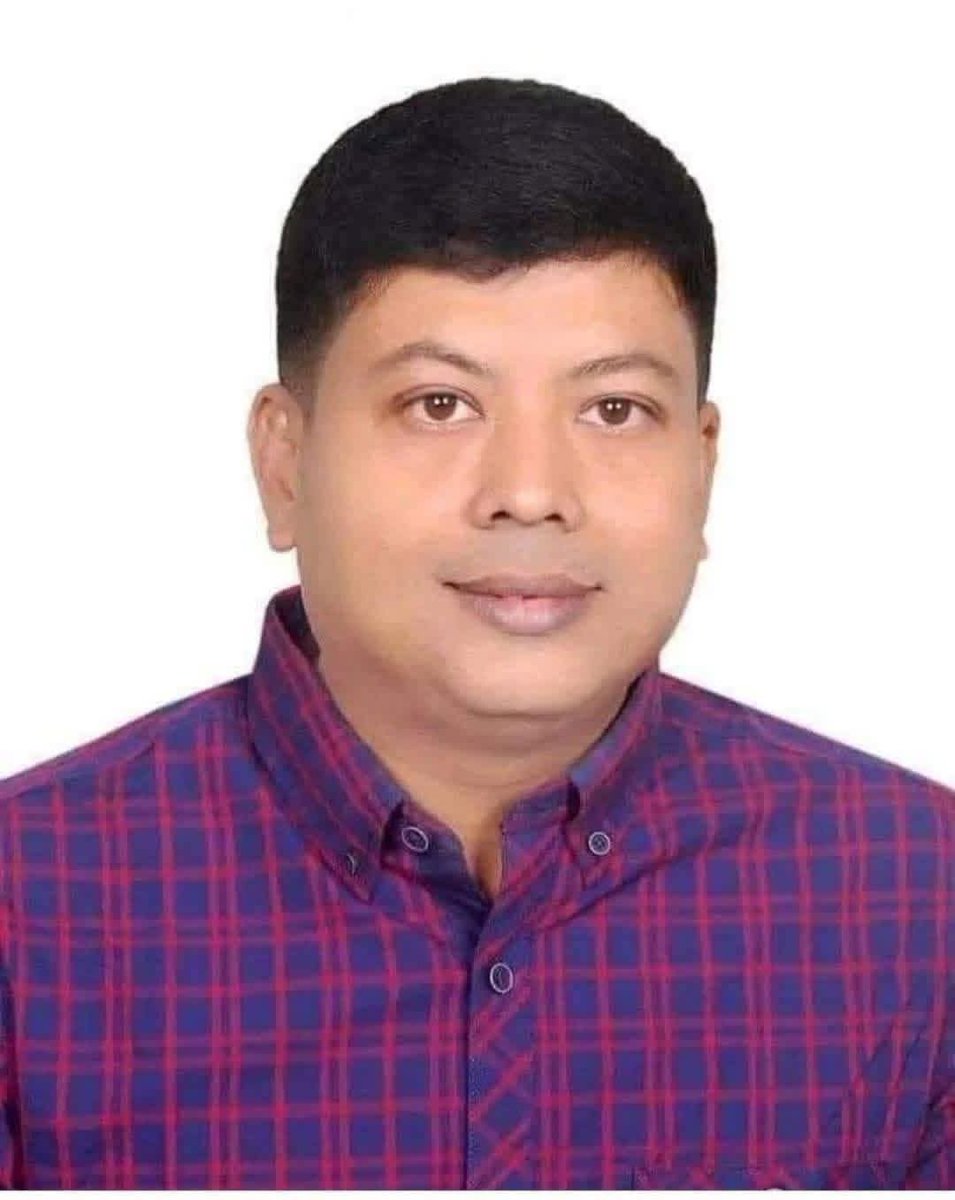 jamal95_k's tweet photo. নৃশংস এই হত্যাকাণ্ডের বিচার চাই!
ঢাকা মহানগর উত্তর স্বেচ্ছাসেবক দলের সাবেক সাধারণ সম্পাদক আজিজুর রহমান মুছাব্বির ভাইকে গুলি করে হত্যা করেছে সন্ত্রাসীরা।
....ইন্না লিল্লাহি ওয়া ইন্না ইলাইহি রাজিউন! https://t.co/oZCsrebLXo