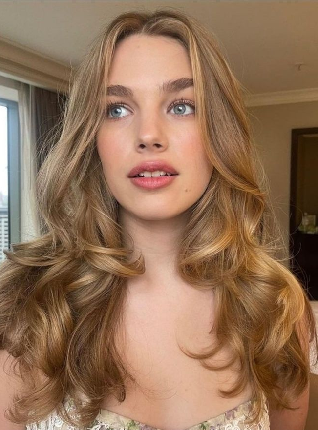 GeeksGamersCom's tweet image. Australian actress Teagan Croft has been cast as Rapunzel in the live action adaptation of Disney's 'TANGLED'