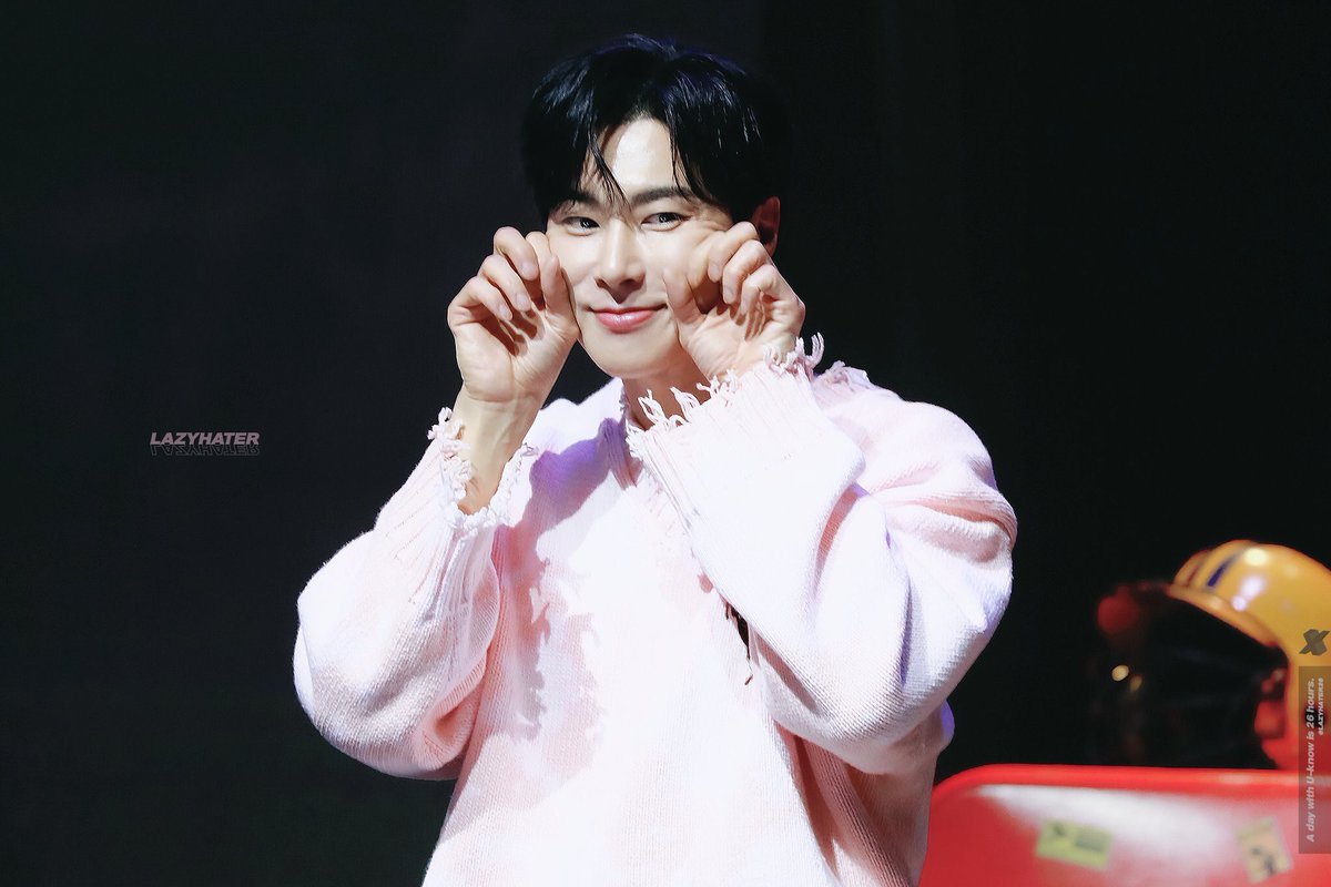 tv2xq_Uknow's tweet image. ユノおはよぉーϋ♡ 
愛しい人が昨日より良い一日を
過ごせますように♡♡♡
#UKNOW #유노윤호
#Stretch 
#UKNOW_Stretch
#IKNOW #UKNOW_IKNOW
#TVXQ! #동방신기 #東方神起