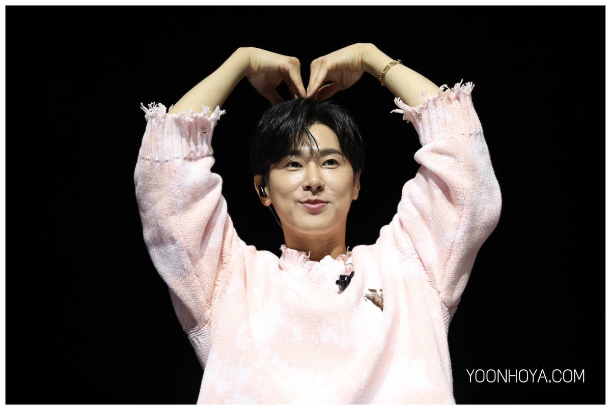 tv2xq_Uknow's tweet image. ユノおはよぉーϋ♡ 
愛しい人が昨日より良い一日を
過ごせますように♡♡♡
#UKNOW #유노윤호
#Stretch 
#UKNOW_Stretch
#IKNOW #UKNOW_IKNOW
#TVXQ! #동방신기 #東方神起