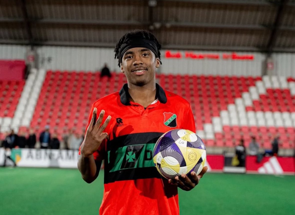 FabrizioRomano's tweet image. 🚨 Ajax and Feyenoord are both keen on signing Paulo Da Silva striker from NEC U19, talks have started.

National team situation with Portugal and Netherlands keen, still open to decide.