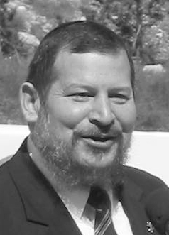 YOSSIBAUM's tweet image. הרב אורי לופוליאנסקי ז"ל 🕯️
האיש שהפך את העזרה לזולת למעצמה של נתינה

יד שרה:
* 127 סניפים
* 7000 מתנדבים
* 42 מחלקות
* כמיליון וחצי נעזרים בשנה
* חיסכון למדינה של כ1.8 מיליארד ש"ח *בשנה* - רק בקטגוריית ימי אשפוז

איזו אבדה. יהי זכרו ברוך.