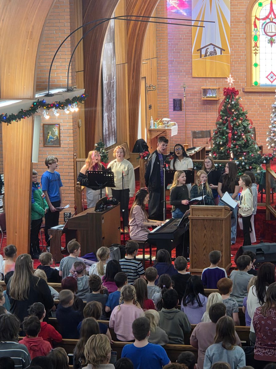 Ecole St. Henry's Jr tweet media