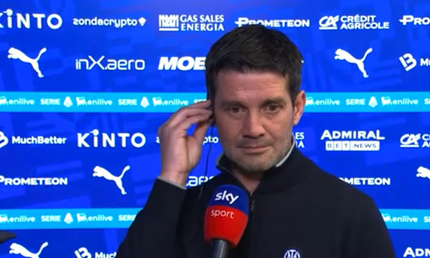 90ordnasselA's tweet photo. “In bocca al lupo e complimenti Cristian prima o poi vincerai la panchina d’oro ma il microfono d’oro per là positività della tua comunicazione lo hai già vinto per me perché il calcio è un mondo che ha bisogno del modo di comunicare che utilizzi tu”
#Caressa https://t.co/2rPQTPMokU