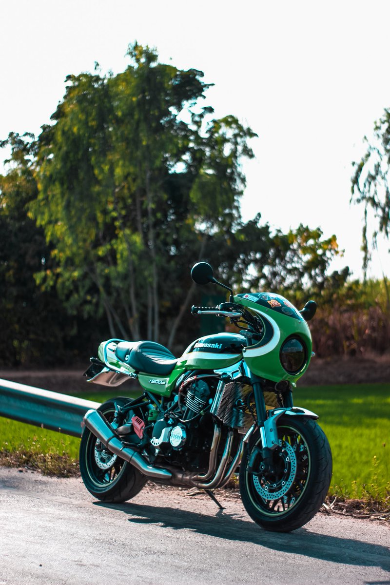 Butterfly_Joeee's tweet photo. Z900rs https://t.co/NeayRP5Aj4