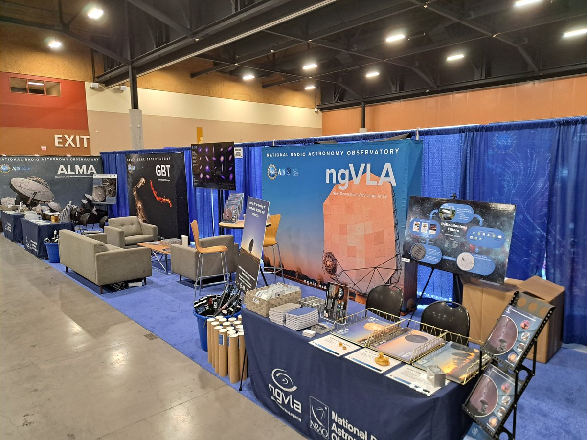 VizAstro's tweet photo. This week @TheNRAO, @almaobs, @GreenBankObserv, VLA, and VLBA showcased research with the astronomical community at #aas247.  Sessions were conducted on #ngvla, the transient sky with ALMA and WSU, and new horizons on #ai with @CosmicAI_Ins. #science #astronomy 📡📡 @AAS_Office https://t.co/4b4ooVClz4