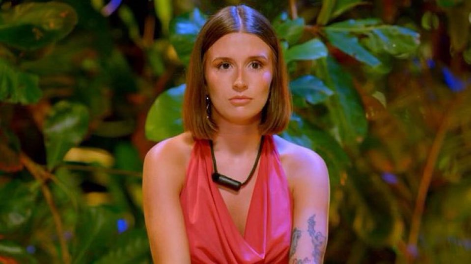 mi propósito de año nuevo es tener la agilidad mental para insultar que tiene Sandra #LaIslaDeLasTentaciones25