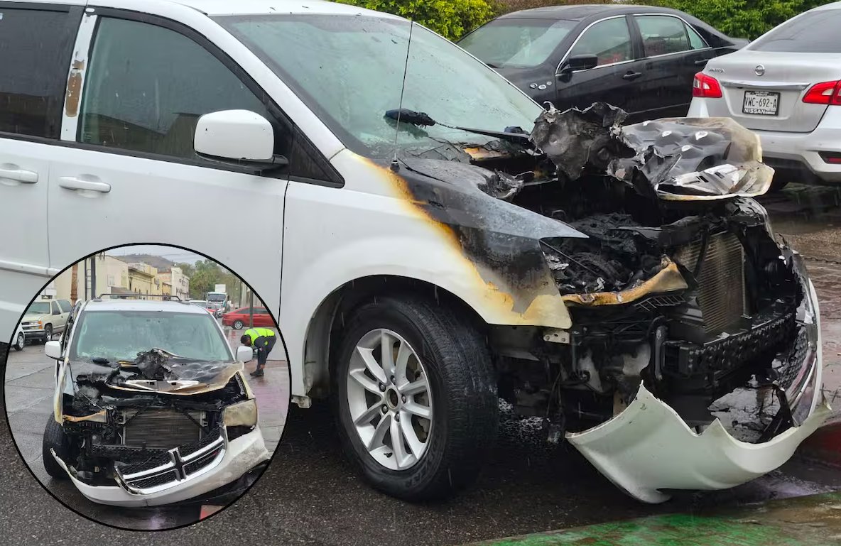 🚨 En el Centro de Hermosillo, una camioneta se incendió en Aquiles Serdán y Horacio Soria. 4 ocupantes lograron bajar a tiempo; sin lesionados. 

Información en desarrollo en #MeganoticiasHermosillo Ⓜ️