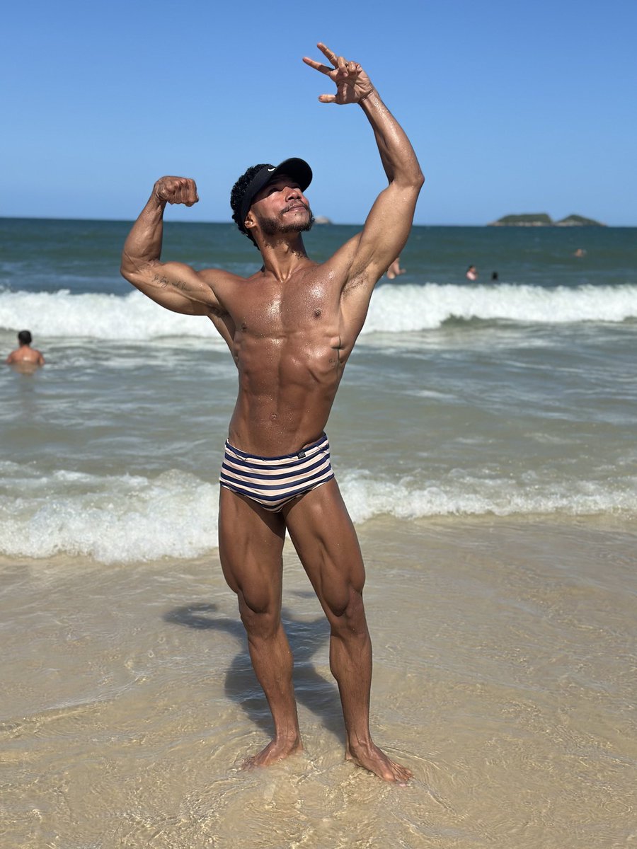 🌞🌊