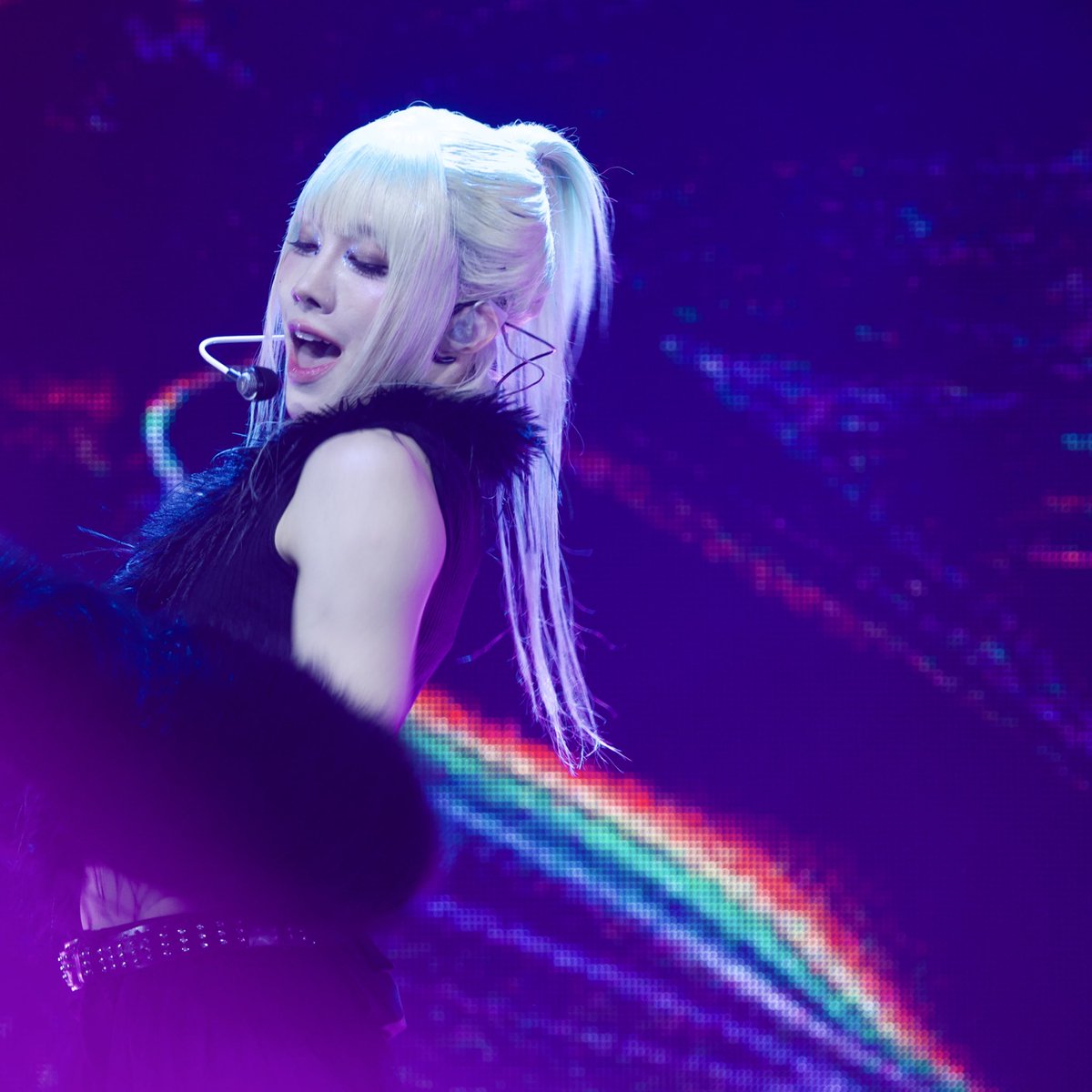 brnmlefover's tweet image. 260107
무지개 몰고다니실게요💖🌈
#엑스러브 #XLOV 
#루이 #RUI