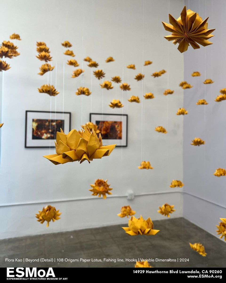 esmoaorg's tweet image. Lotus Origami Workshop with Flora Kao 
📅 Sat, Jan 24, 2026 | 1–3 PM

Free, hands-on lotus origami workshop inspired by Beyond from ESMoA’s GRIEF. A meditative practice centered on healing and transformation.
All ages welcome | Materials provided
RSVP: link in bio