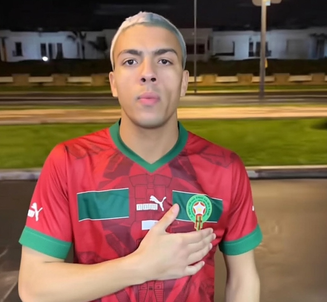 <a href="/jennyoswald461/">Kiluba Oswald 🇨🇩</a> <a href="/LucaVaran/">Varan 🐊 2.0🇨🇮</a>