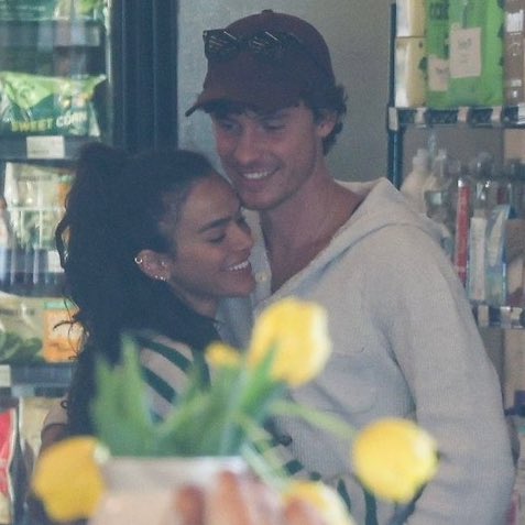 fieldopeter's tweet image. BLANDWIN 💘