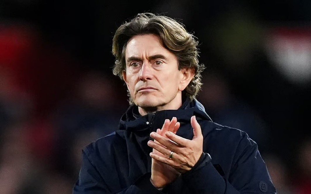 #Tottenham team bus accidentally left Thomas Frank at the Vitality Stadium. 

(<a href="/standardsport/">Standard Sport</a>) 🥇