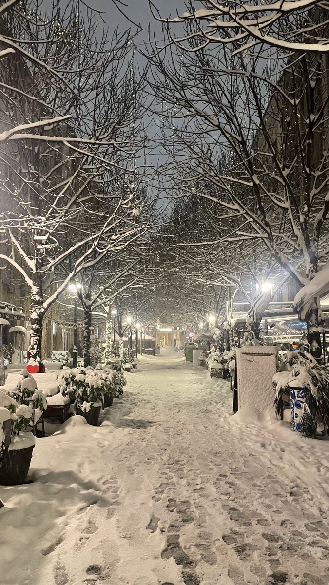 Bugün bir kartpostalın içindeydim