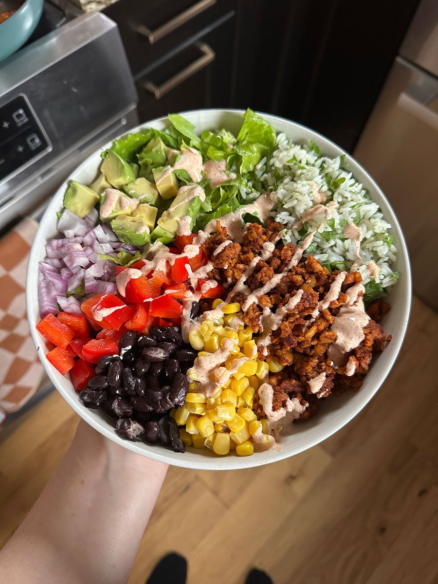 Sarah Bond | Live Eat Learn tweet media