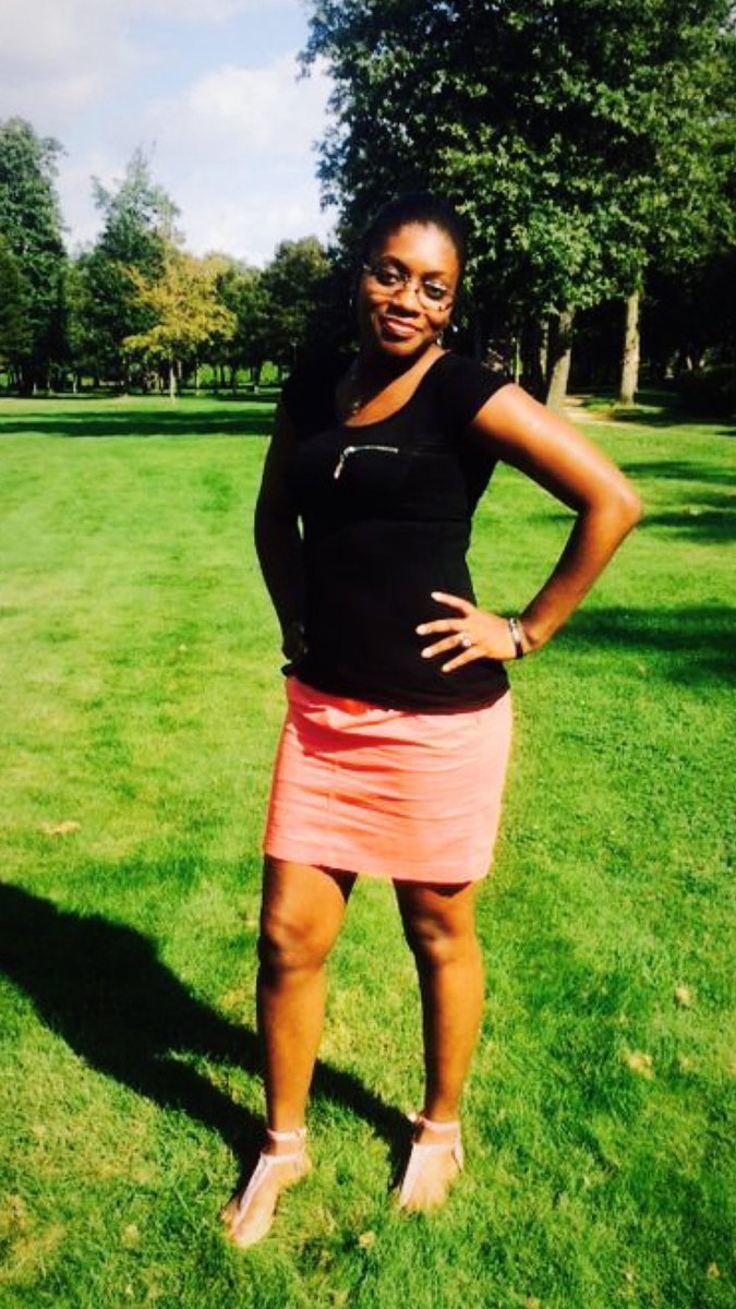 Clarissa Jean-Philippe avait 26 ans et venait de réaliser son rêve : devenir policière.

Le terroriste Amedy Coulibaly l'a abattue d'une balle de kalachnikov dans le dos, le matin du 8 janvier 2015, à la veille de la prise d'otages à l'Hyper Cacher.

Ne jamais oublier. 🖤