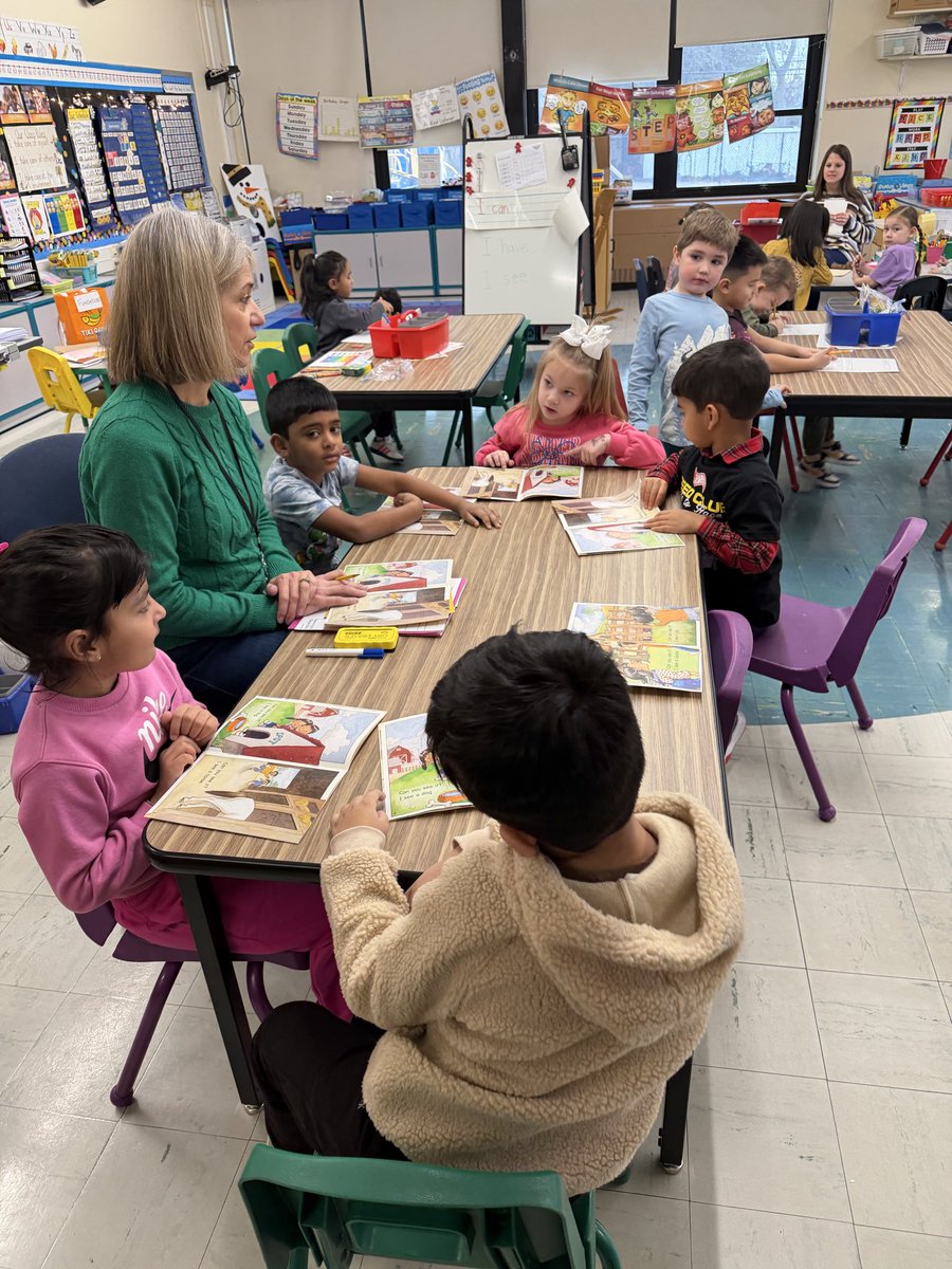 Central Boulevard Elementary School tweet media