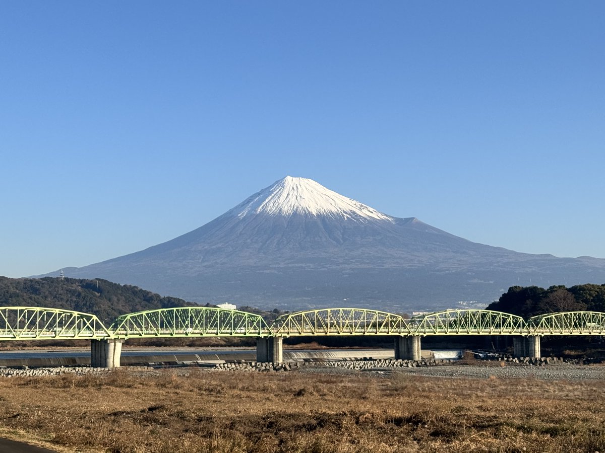 dongurik's tweet photo. おはようございます（2回目）#fuji #fujikawa #富士 #富士川 #富士山 #MtFuji #fujisan https://t.co/v4XCBxCt8v