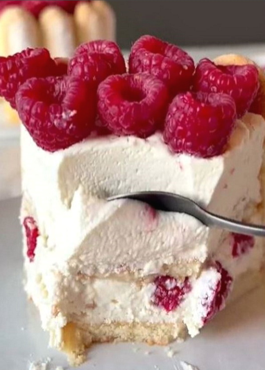 Good Night and Sweet Creams! 🥄
#sweetcreams mesdelicieusescreations.com/charlotte-fram…