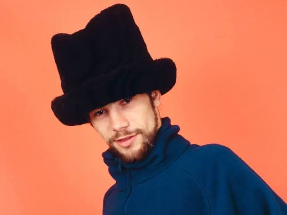 I saw a YouTube comment saying this guy's music is "persona 5 music but male"