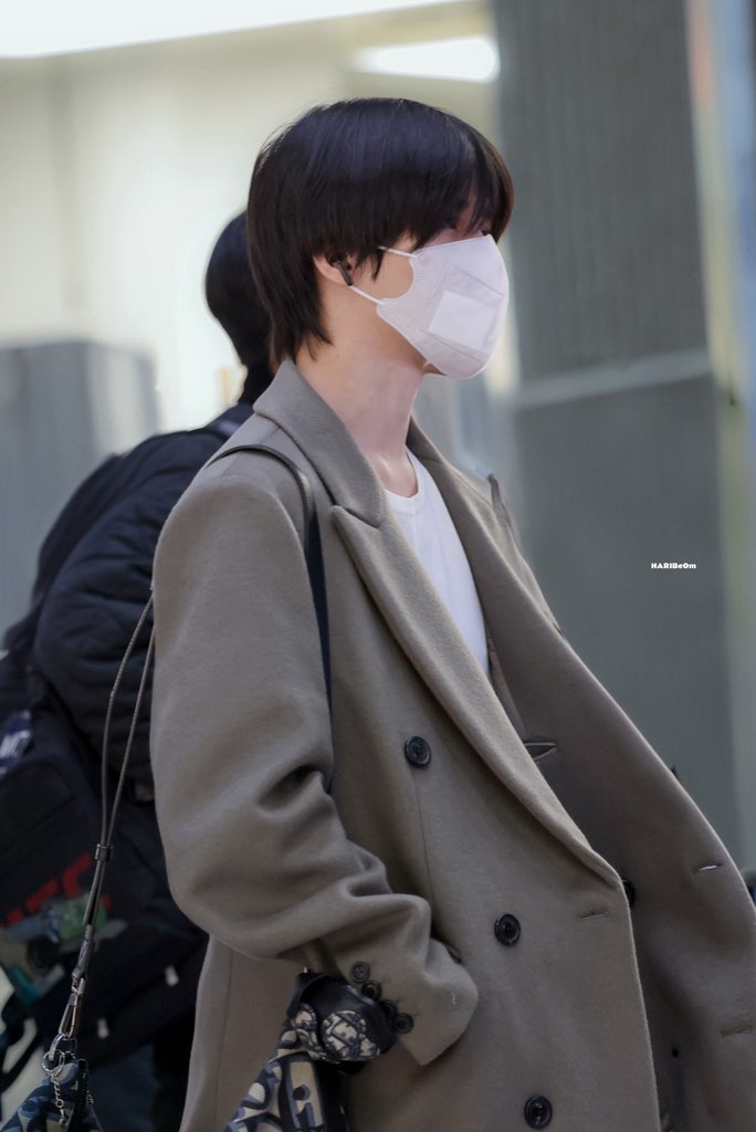 HARIBeOm_313's tweet image. εïз 260108 εïз ICN🛫

#투모로우바이투게더 
#범규  #BEOMGYU #TXT_범규
#TXT #TOMORROW_X_TOGETHER #ボムギュ