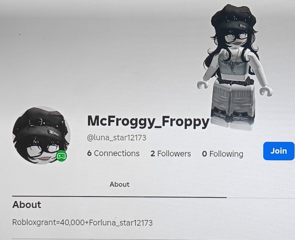 NuggetDaFloof1's tweet photo. Does anybody know this person if you are on Twitter, please respond, are trying to save our friendship. https://t.co/yinXpwKNZB