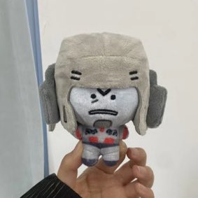 peepp_q's tweet image. Manu gave me the blurriest photo of megs ever LMFAO