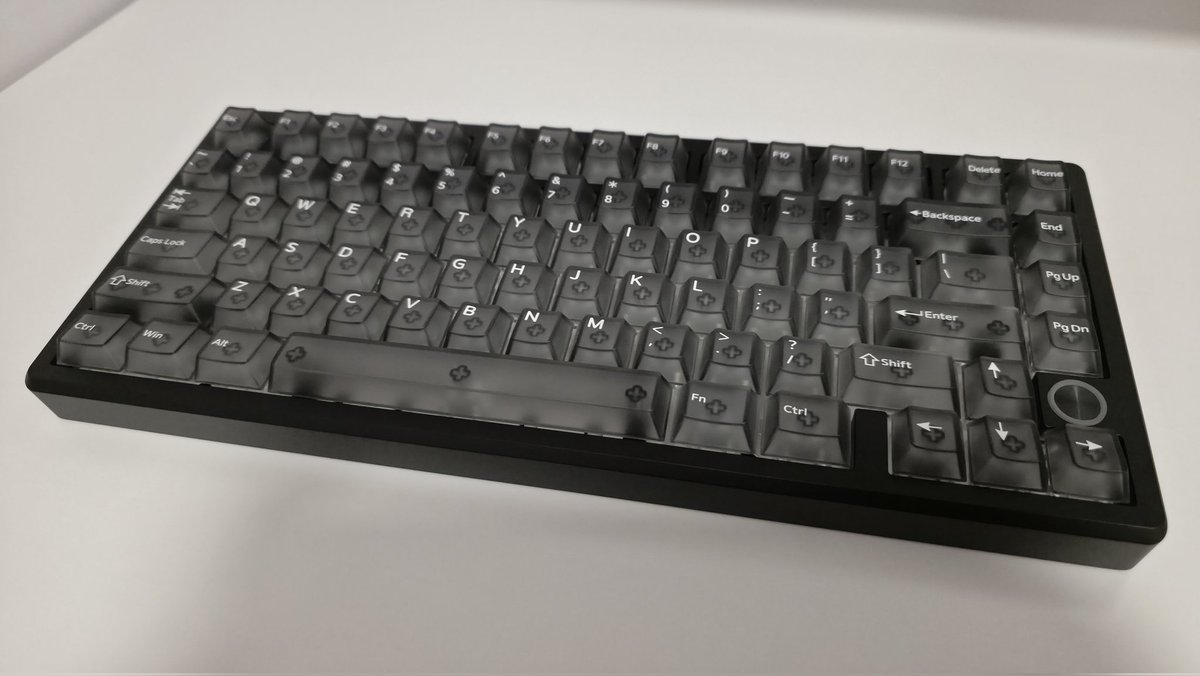 miyucannotaim's tweet image. Everglide Su75 Pro