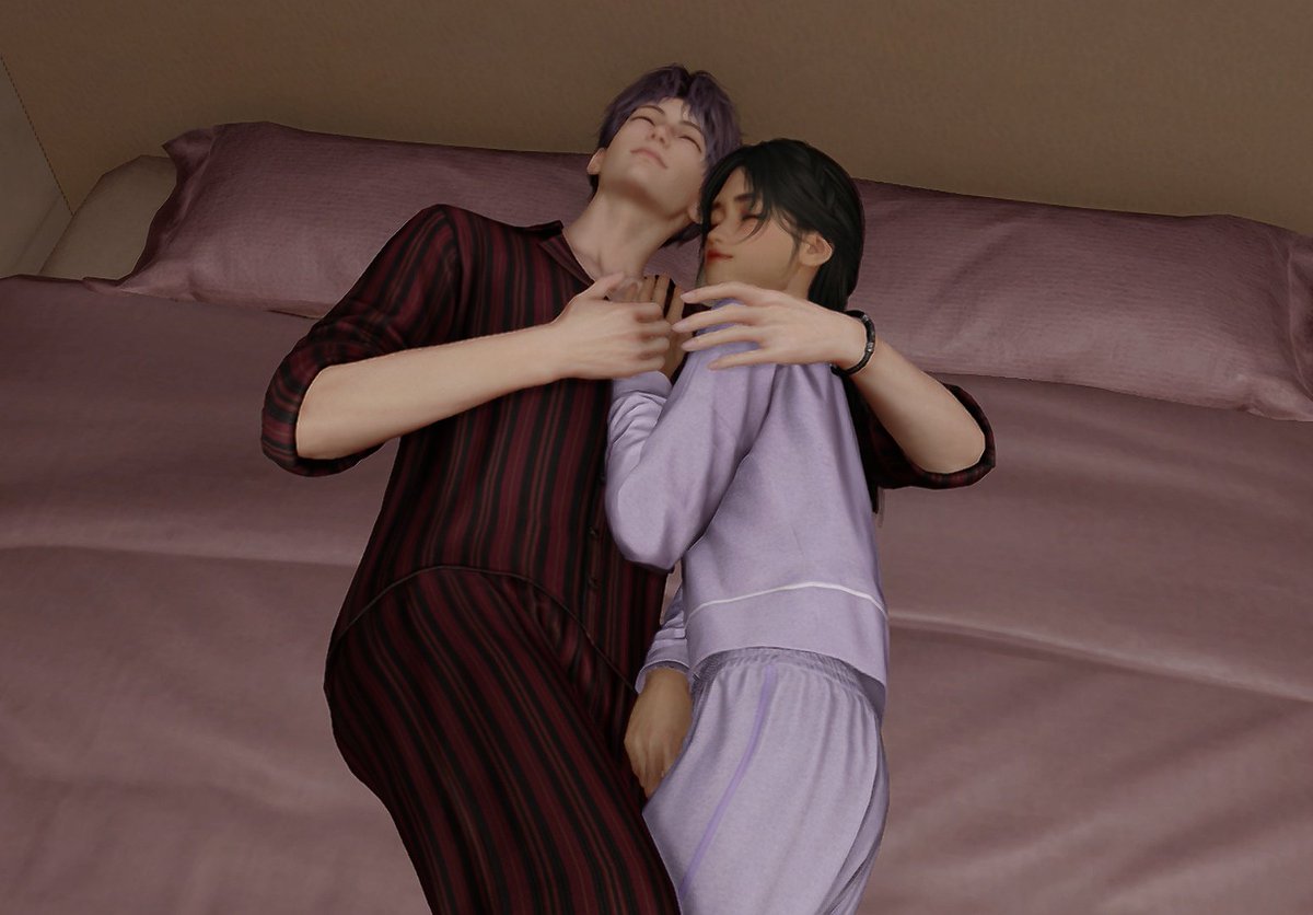 redsummsr's tweet image. they're right where they want to be 😭🩷