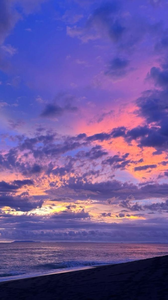 2025pics's tweet image. 