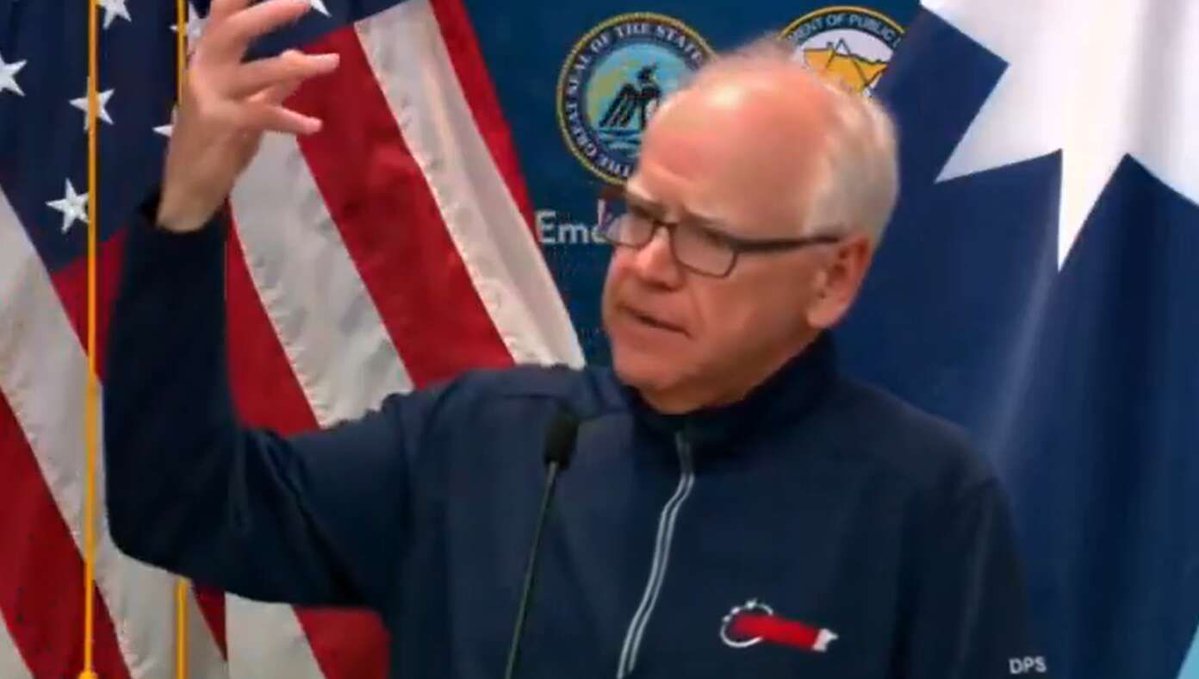 TheBabylonBee's tweet image. Democrats Once Again Threaten Civil War To Stop Republicans From Taking Away Their Slave Laborers buff.ly/WzMXVb2