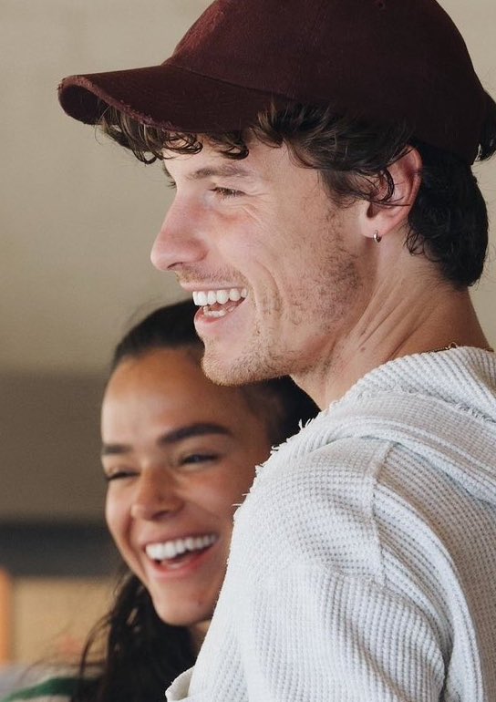 gente os sorrisos 😭