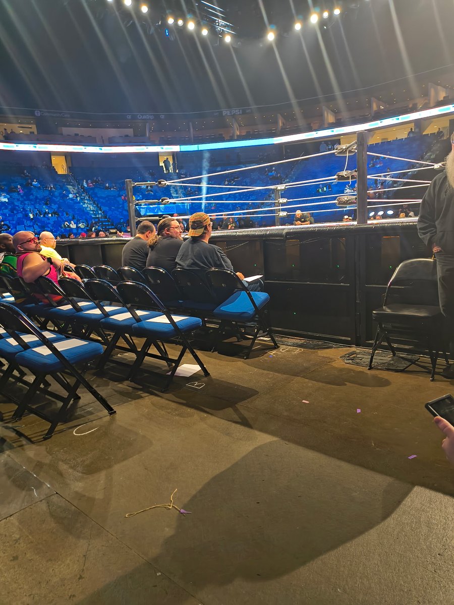 2MarksPod's tweet image. #AEWDynamite LFG!