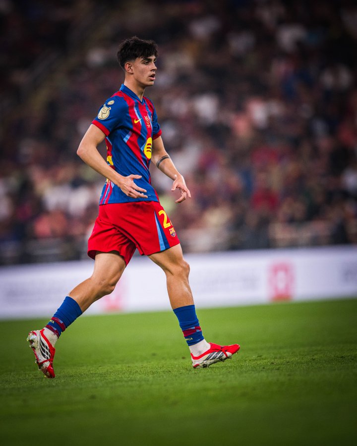 バルセロナ02-03（H） オーフェルマルス バルセロナ、最悪の補強は…歴代ガッカリ高額移籍5人（2）最強