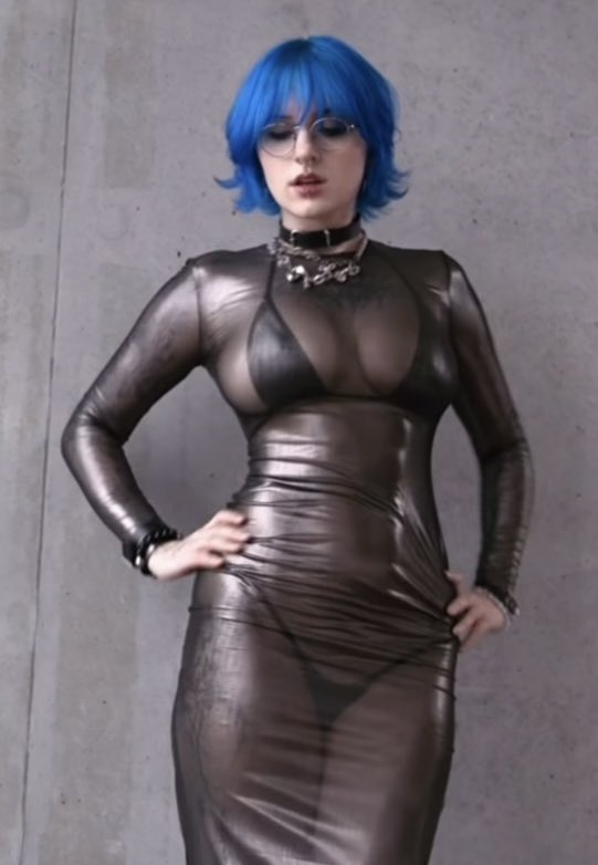 Studying clothes wrinkles 

Reference photo: <a href="/lyracr0w0/">lyra</a>